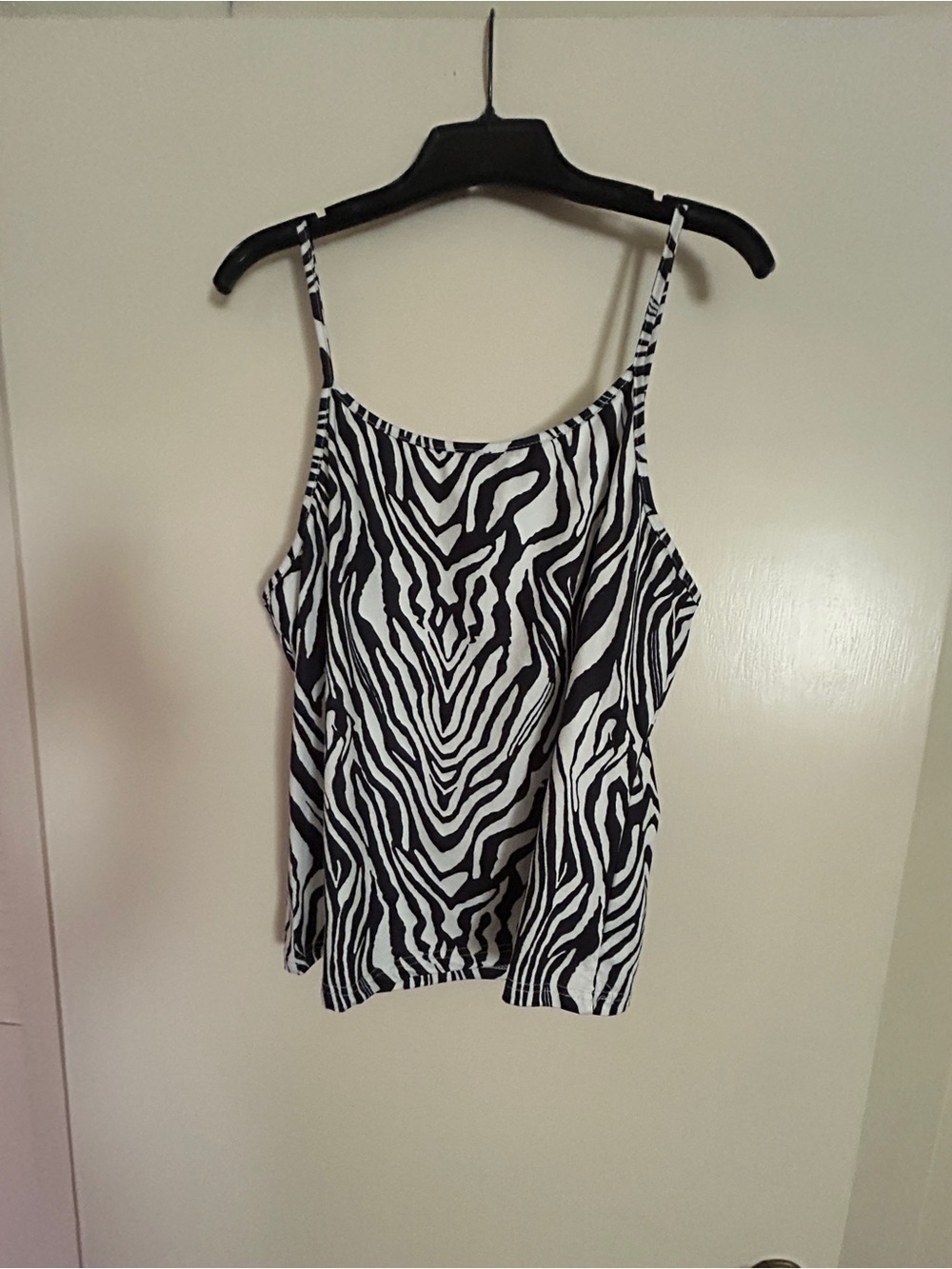 Zebra Print Spaghetti Strap Tank Top - Black & White - Picture 4 of 9
